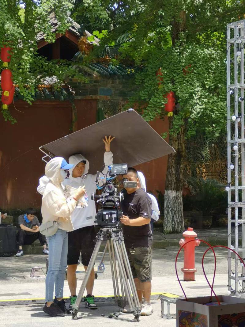 马龙县TVC拍摄公司：资深团队坐镇，打造现象级广告作品的幕后推手